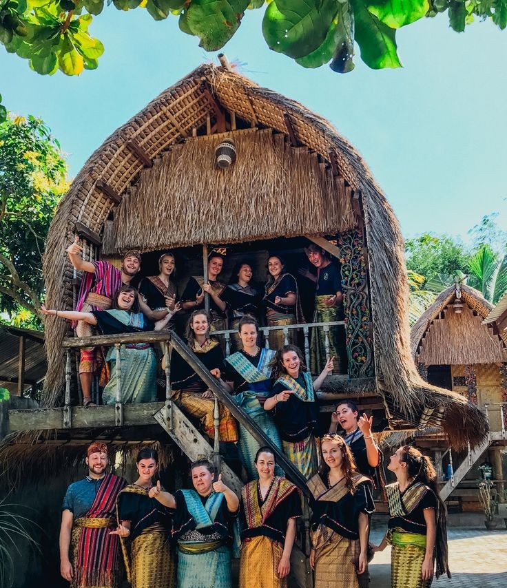 Desa adat Sade dan suasana budaya Sasak